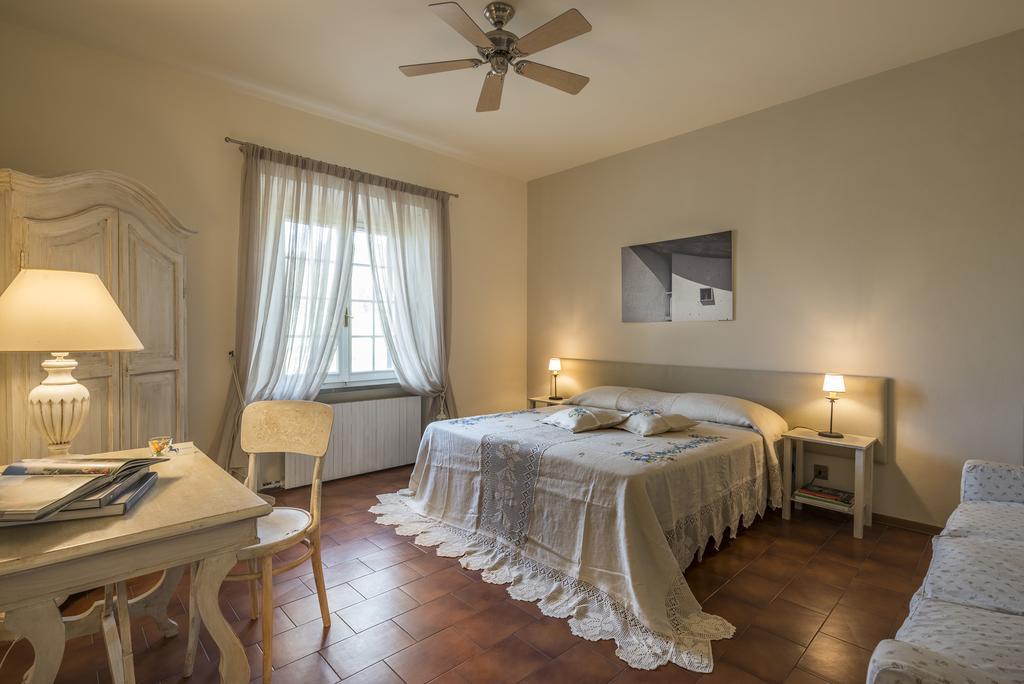 Hotel Il Cavallino Blu Volterra Exterior photo