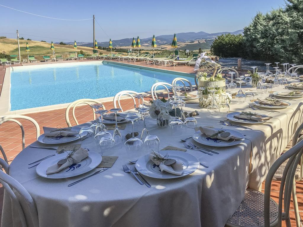 Hotel Il Cavallino Blu Volterra Exterior photo
